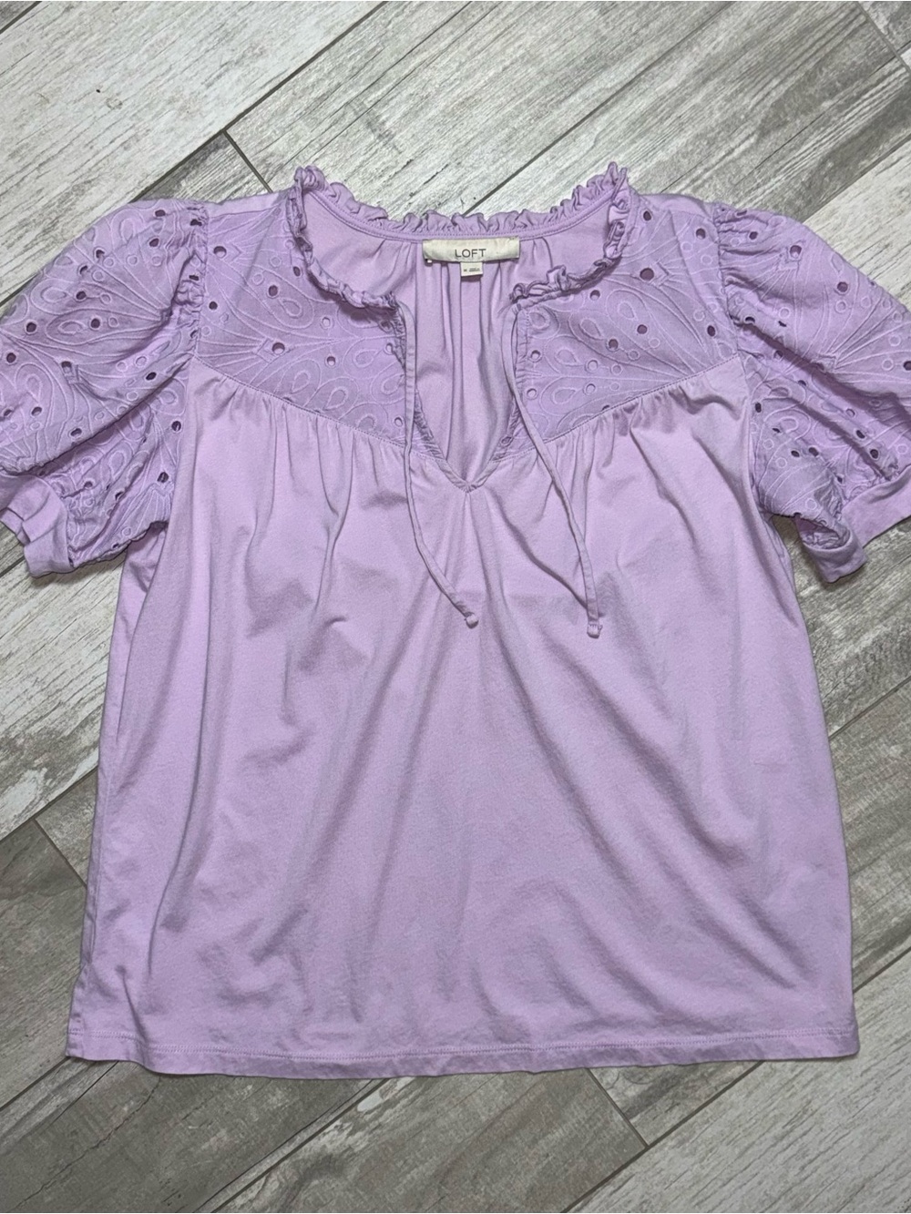 LOFT Lilac Eyelet Puff-Sleeve Peasant Blouse Size Medium